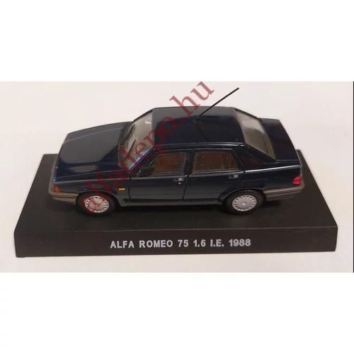 Alfa Romeo 76 1.6ie 1988 kék Edicola 1:43 modellautó