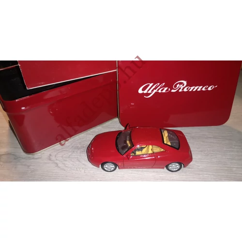 Alfa Romeo Gtv 916 Piros 1:43 Solido Új Fém Dobozos Modellautó 