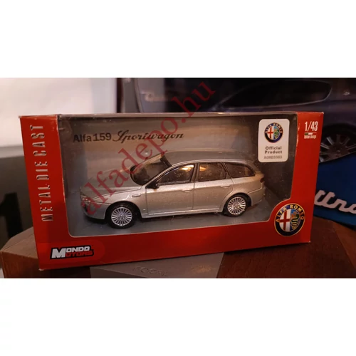 Alfa Romeo 159 SW ezüst Mondo Motors 1:43 új Dobozos Modellautó