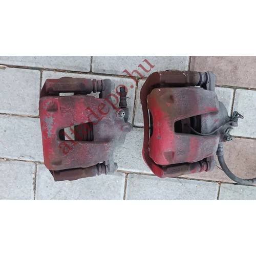 Fiat 500 sport 1.4 16v első féknyereg pár gyári Bosch zoh54/22 Fiat 500 sport 1.4 16v első féknyereg pár gyári Bosch zoh54/22