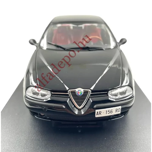 Alfa Romeo 156 2.5 V6 24v 1:18 Fekete piros belső Modellautó új Dobozos