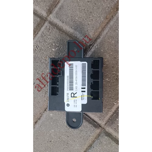 Jeep Grand Cherokee jobb ajtóvezérlő panel 68316558AB